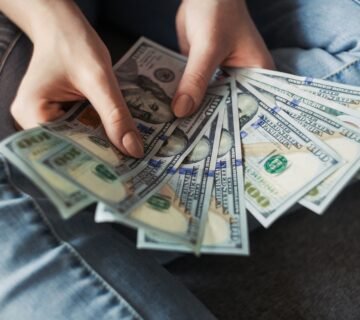 170420261776394472 360x320