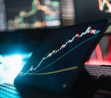 190420261776556989 360x320